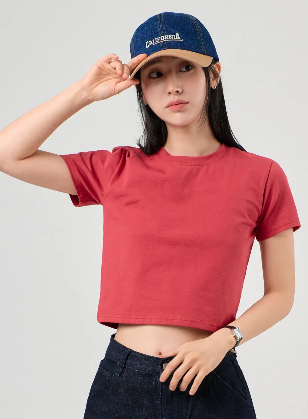 Basic Round Neck Crop Tee OF406