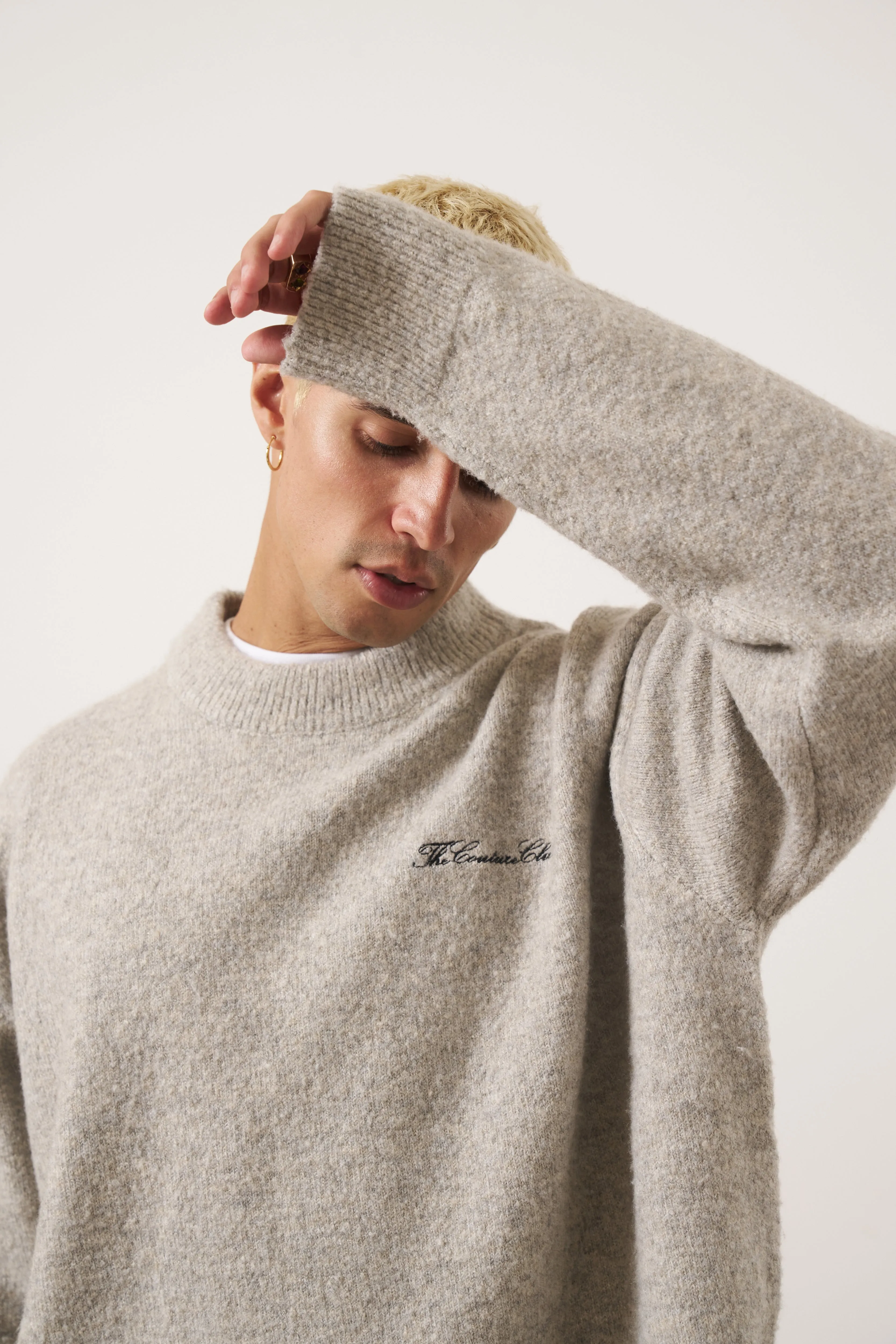 COUTURE SCRIPT KNITTED CREW - GREY